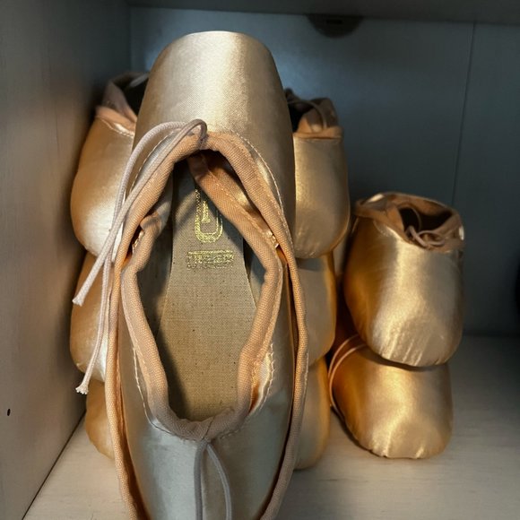 Freed of London Pointe Shoes DV Wing Size 4 Crown Maker - Picture 3 of 3